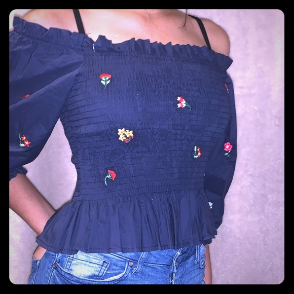 Off shoulder cute blue top - Picture 1 of 3